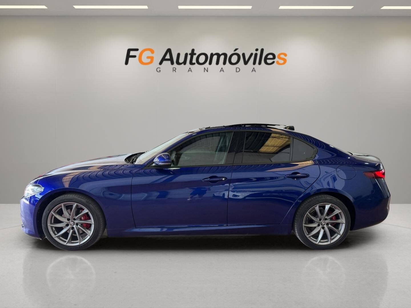 ALFA ROMEO GIULIA SPRINT RWD 2.0 TURBO 200 CV Automático