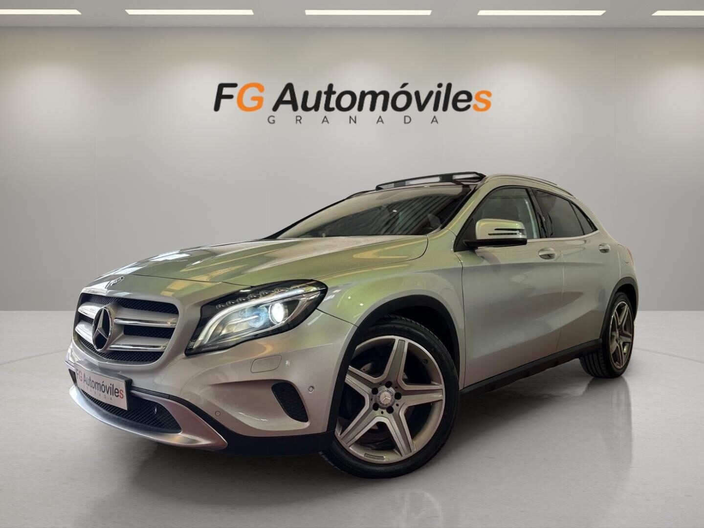 MERCEDES-BENZ GLA AMG Line 220d 170 CV 4Matic 7G-DCT Automático