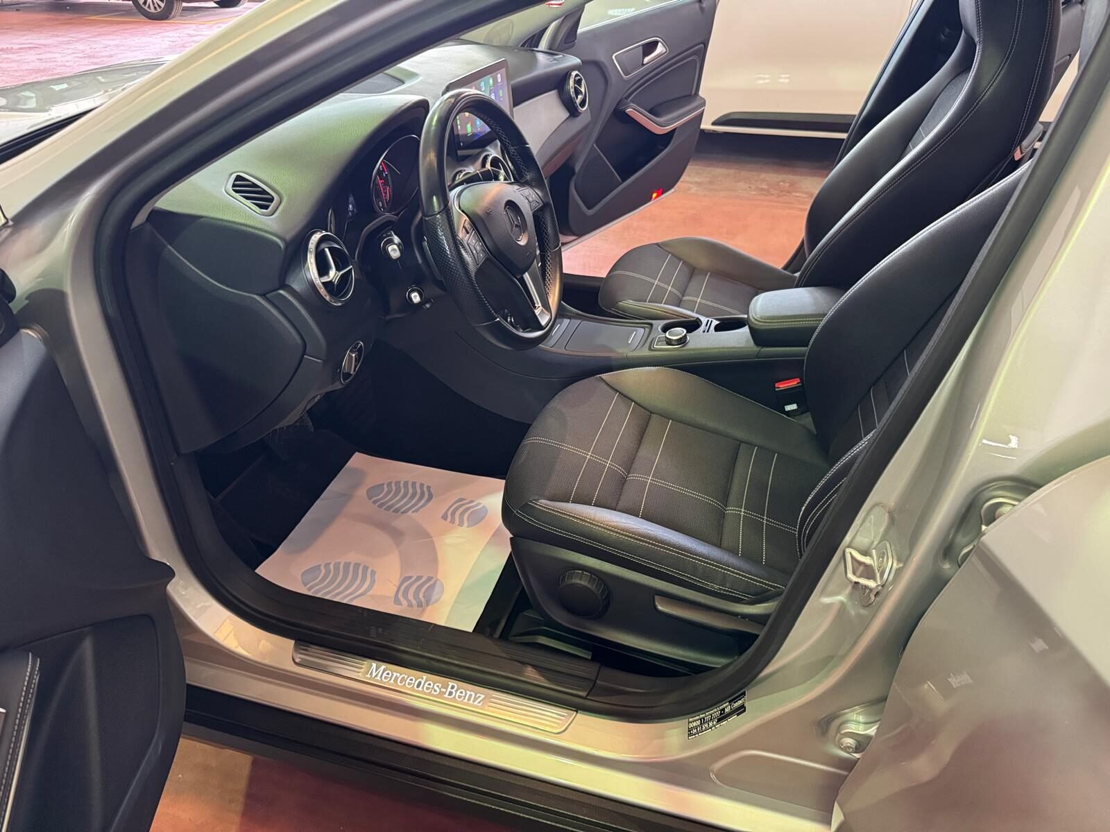 MERCEDES-BENZ GLA AMG Line 220d 170 CV 4Matic 7G-DCT Automático