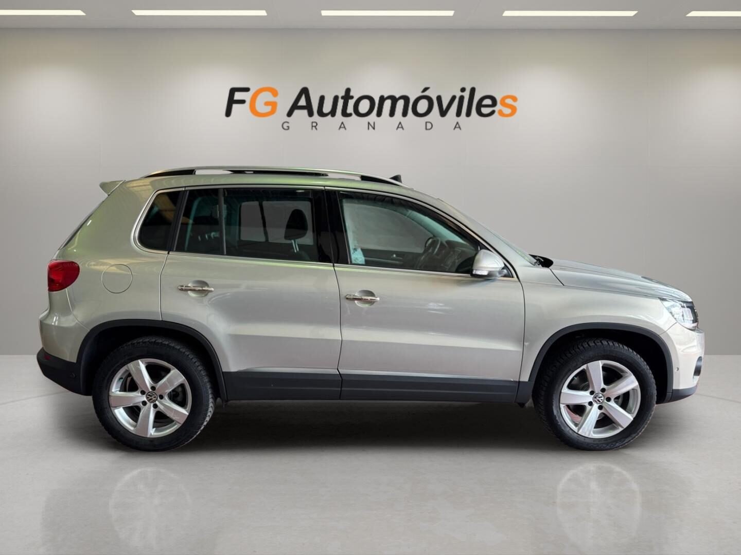 VOLKSWAGEN TIGUAN COUNTRY 4MOTION(4X4) 2.0 TDI 140 CV