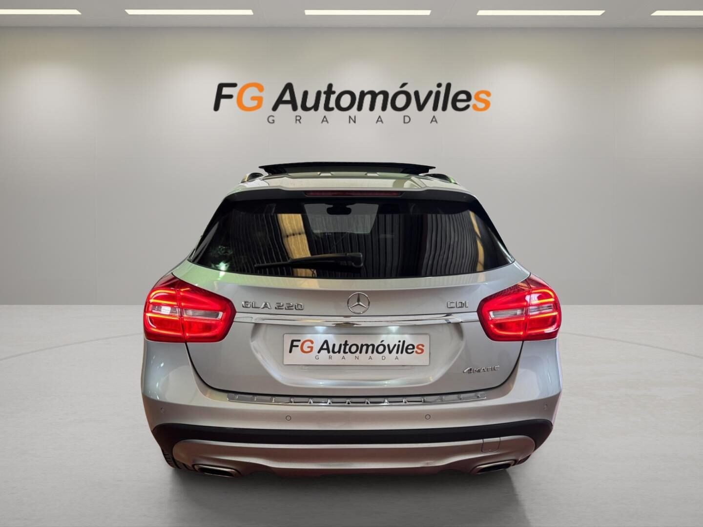 MERCEDES-BENZ GLA AMG Line 220d 170 CV 4Matic 7G-DCT Automático