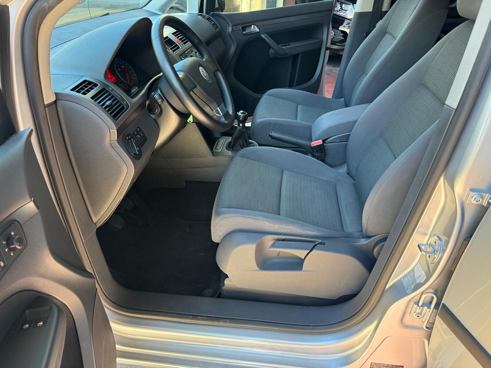 VOLKSWAGEN TOURAN EDITION 7 PLAZAS 1.9 TDI 105 CV