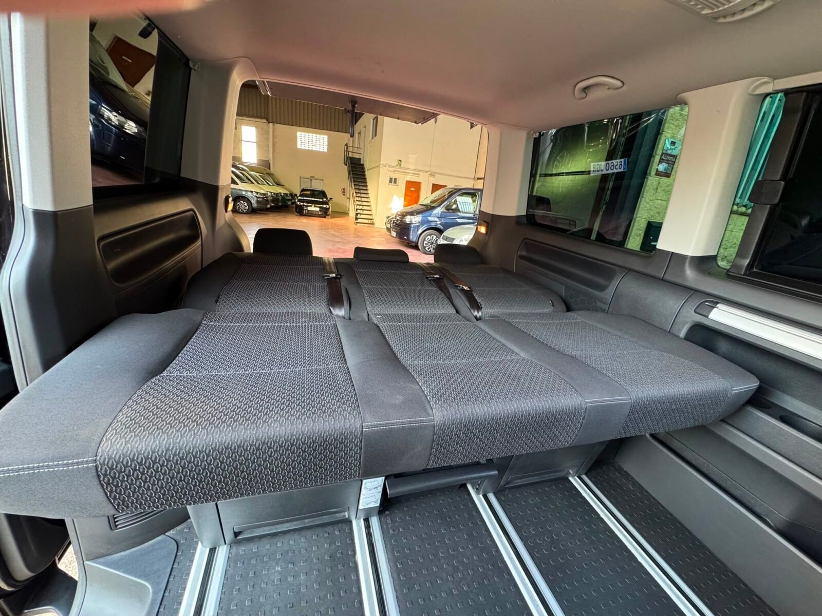 VOLKSWAGEN MULTIVAN OUTDOOR 2.0 TDI 150 CV DSG7