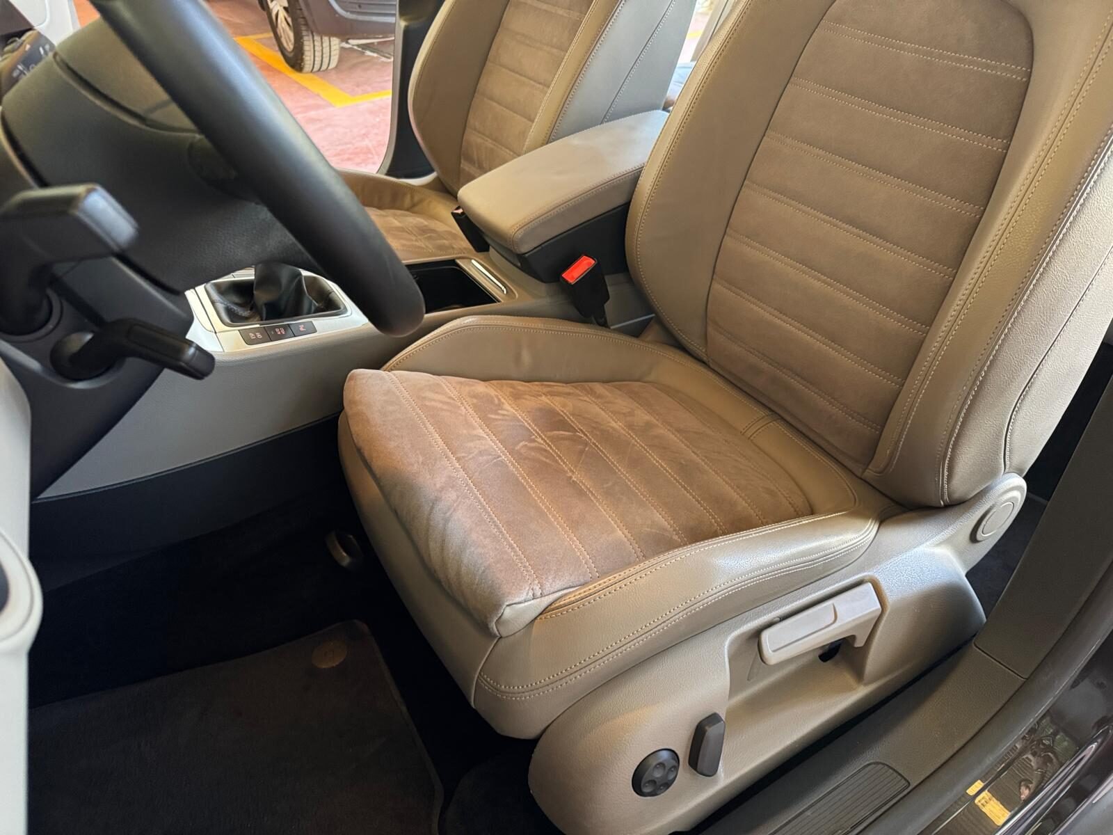 VOLKSWAGEN Passat HIGHLINE 2.0 TDI 140 CV 