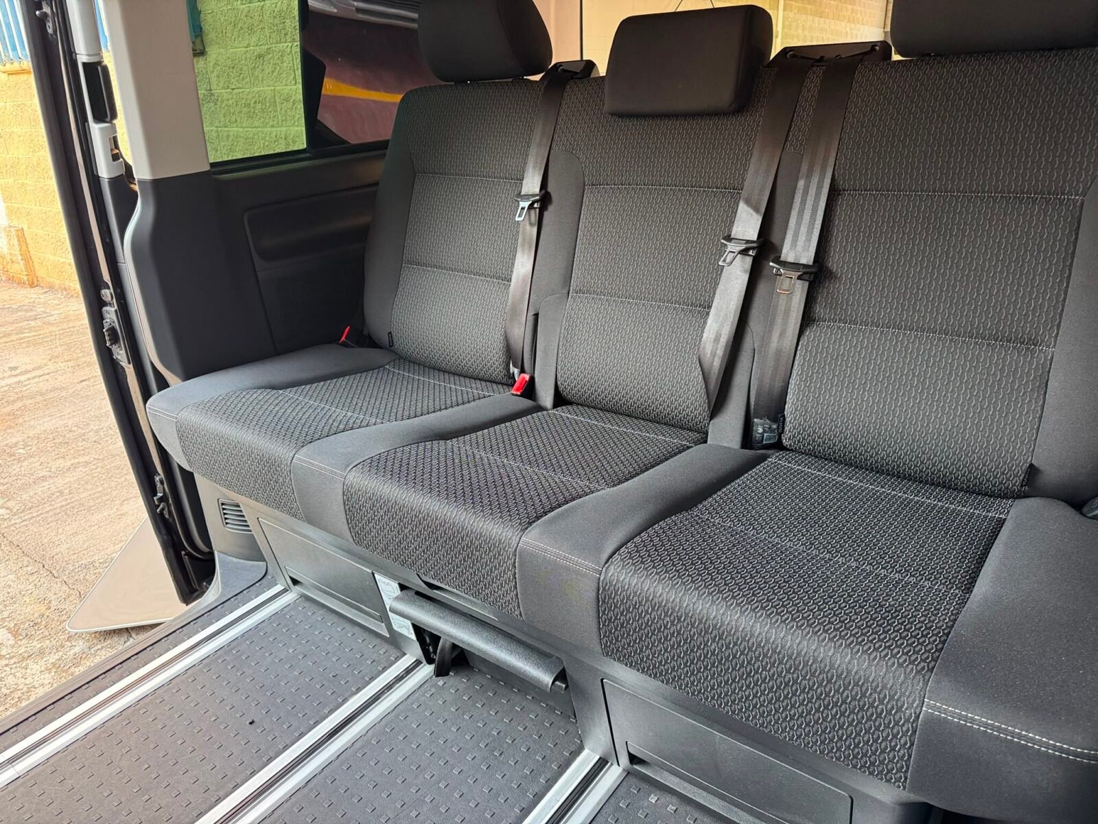 VOLKSWAGEN MULTIVAN OUTDOOR 2.0 TDI 150 CV DSG7