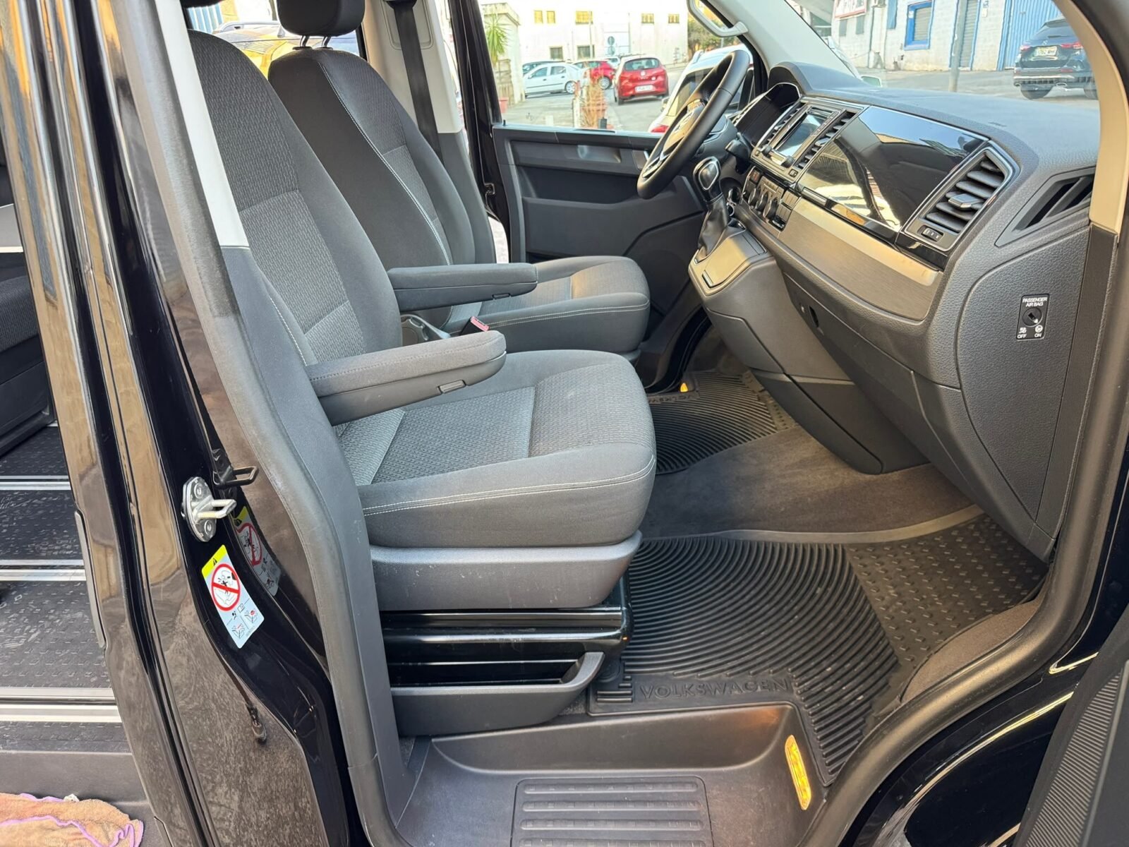 VOLKSWAGEN MULTIVAN OUTDOOR 2.0 TDI 150 CV DSG7