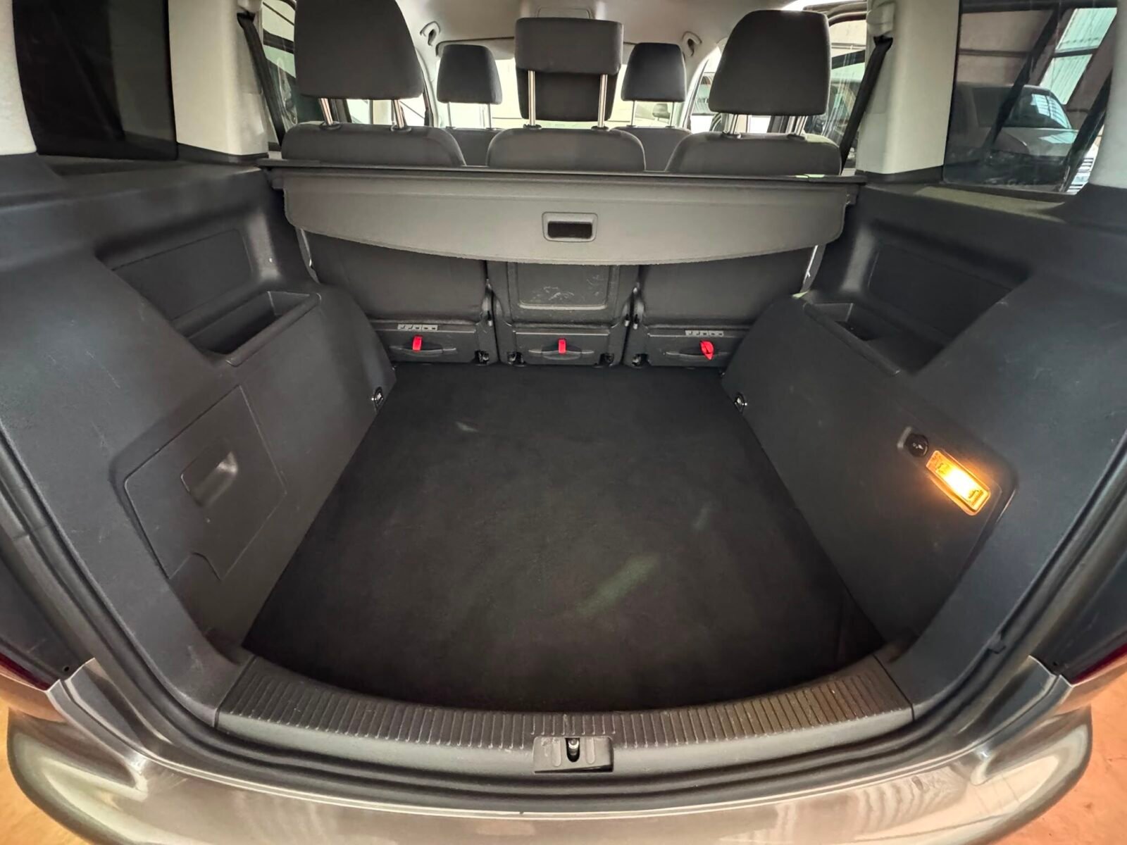 VOLKSWAGEN TOURAN TRAVELLER 2.0 TDI 140 CV 5 PLAZAS