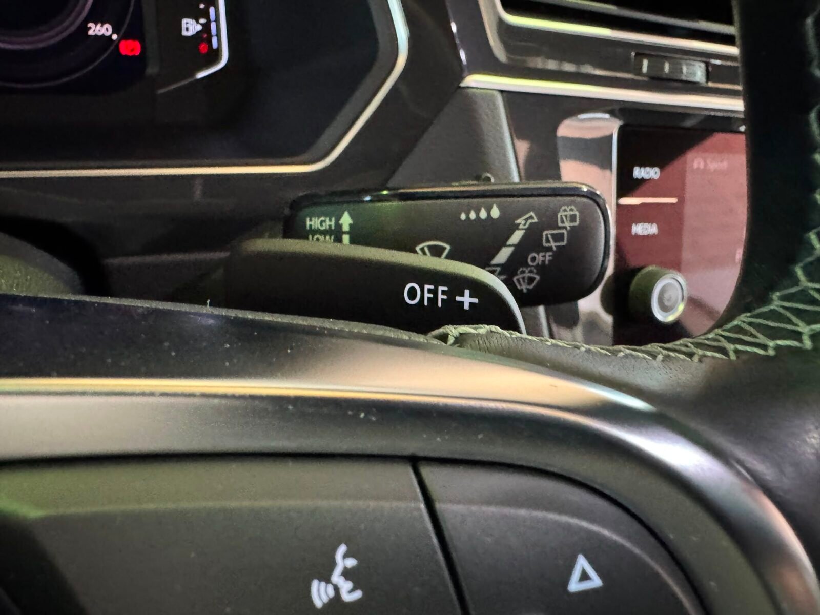 VOLKSWAGEN TIGUAN R-LINE 2.0 TDI 150 CV DSG7