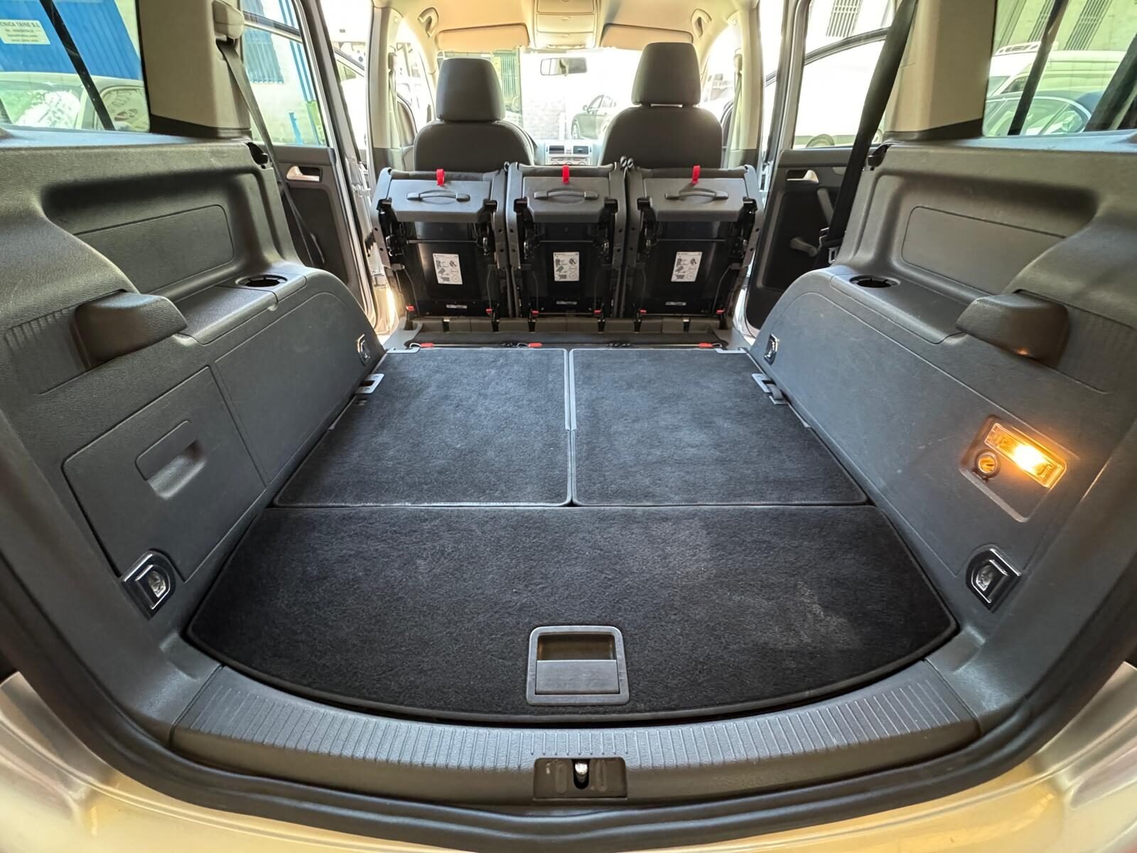VOLKSWAGEN TOURAN EDITION 7 PLAZAS 1.9 TDI 105 CV
