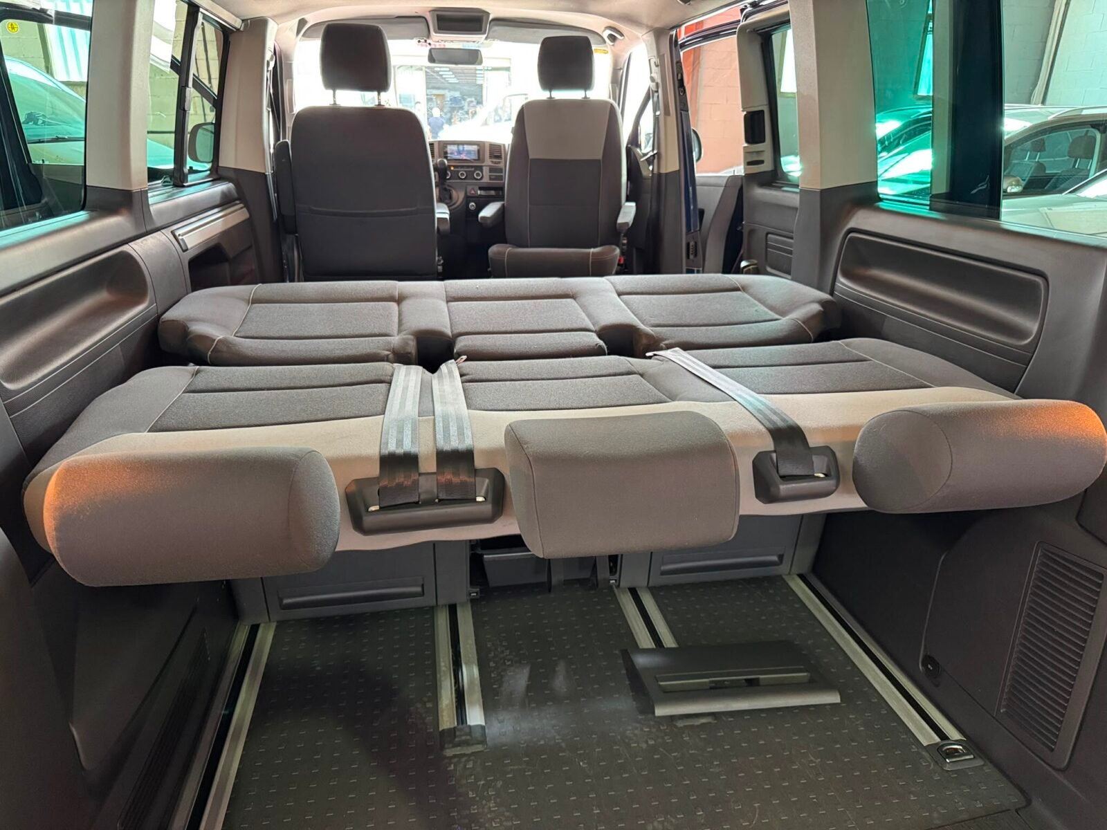 VOLKSWAGEN MULTIVAN T5.1 STARTLINE  2.0 TDI 140 CV DSG7