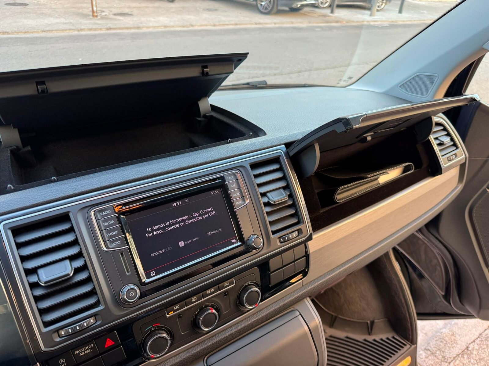 VOLKSWAGEN MULTIVAN OUTDOOR 2.0 TDI 150 CV DSG7