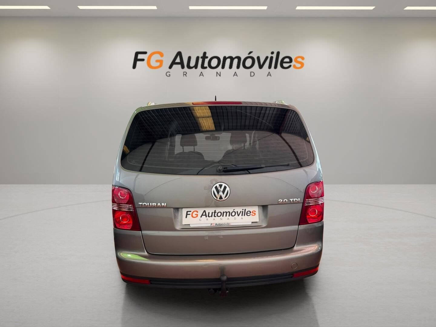 VOLKSWAGEN TOURAN TRAVELLER 2.0 TDI 140 CV 5 PLAZAS