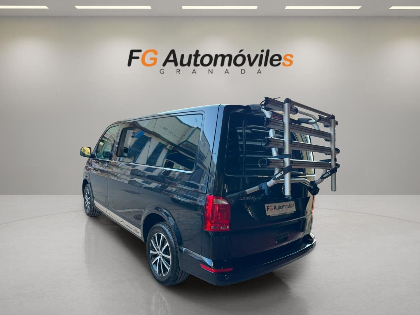 VOLKSWAGEN MULTIVAN OUTDOOR 2.0 TDI 150 CV DSG7