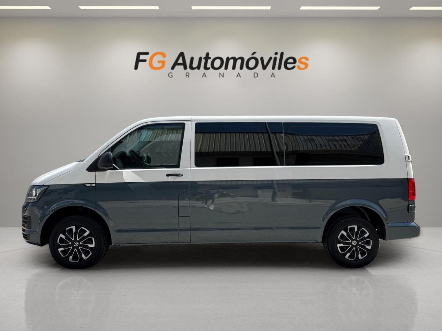 VOLKSWAGEN TRANSPORTER T6 CAJA LARGA 2.0 TDI 102 CV