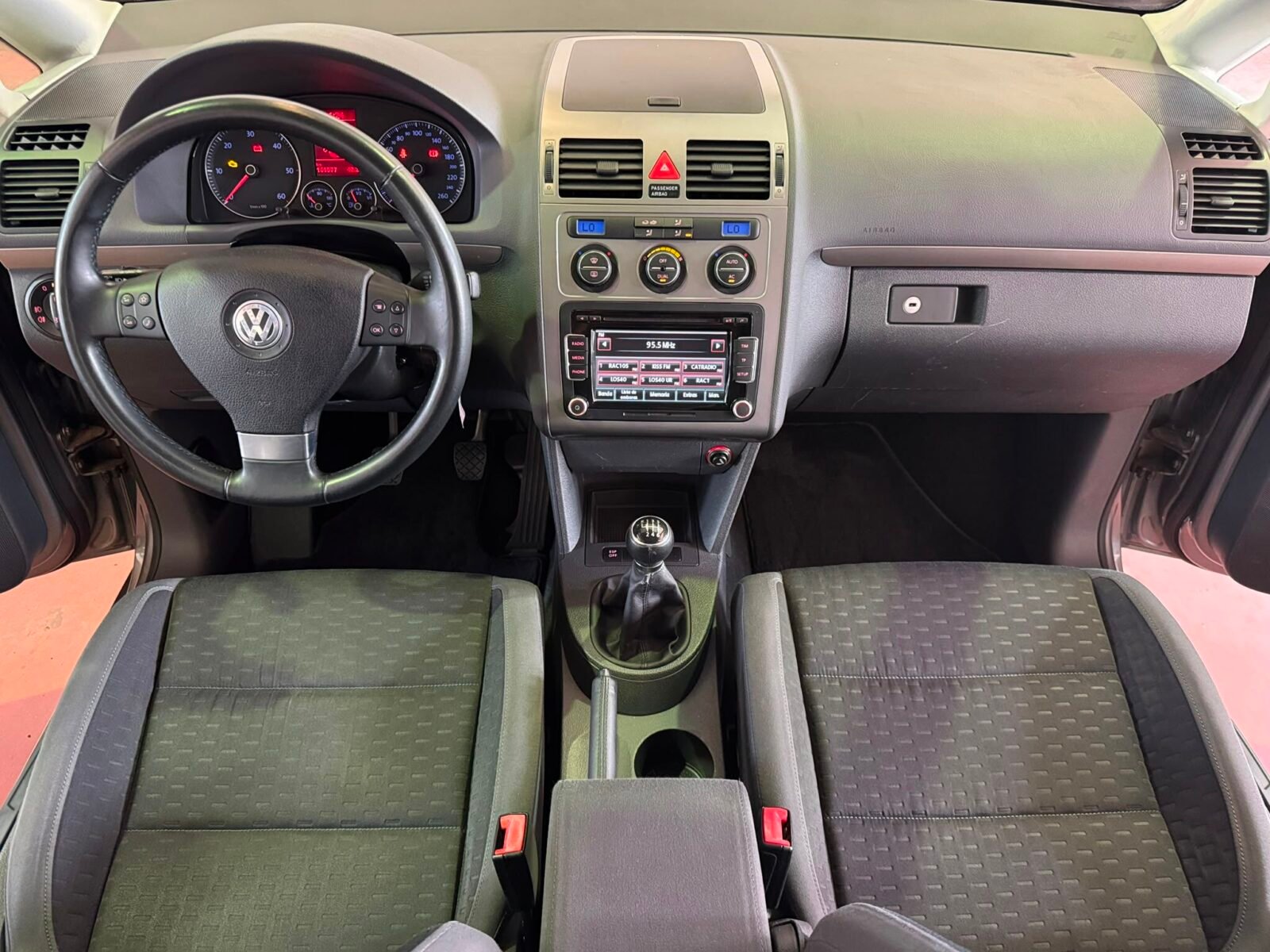 VOLKSWAGEN TOURAN TRAVELLER 2.0 TDI 140 CV 5 PLAZAS