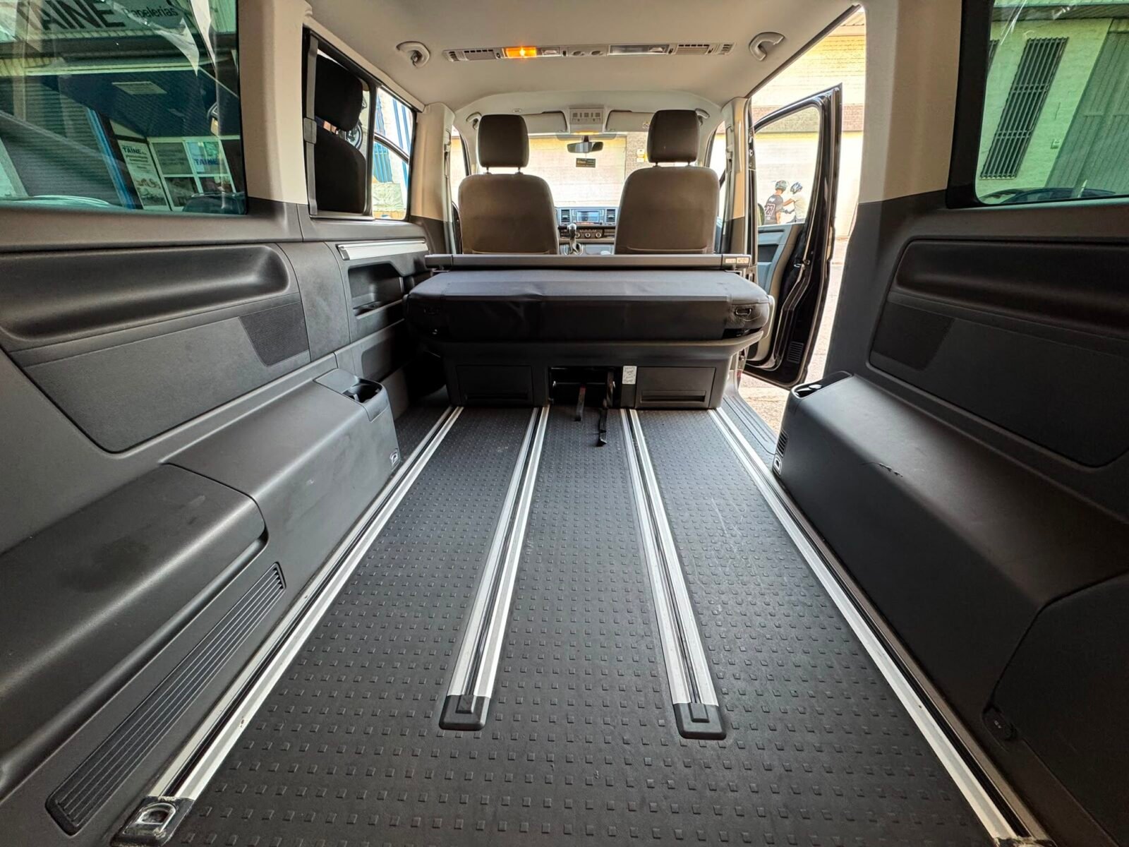 VOLKSWAGEN MULTIVAN OUTDOOR 2.0 TDI 150 CV DSG7