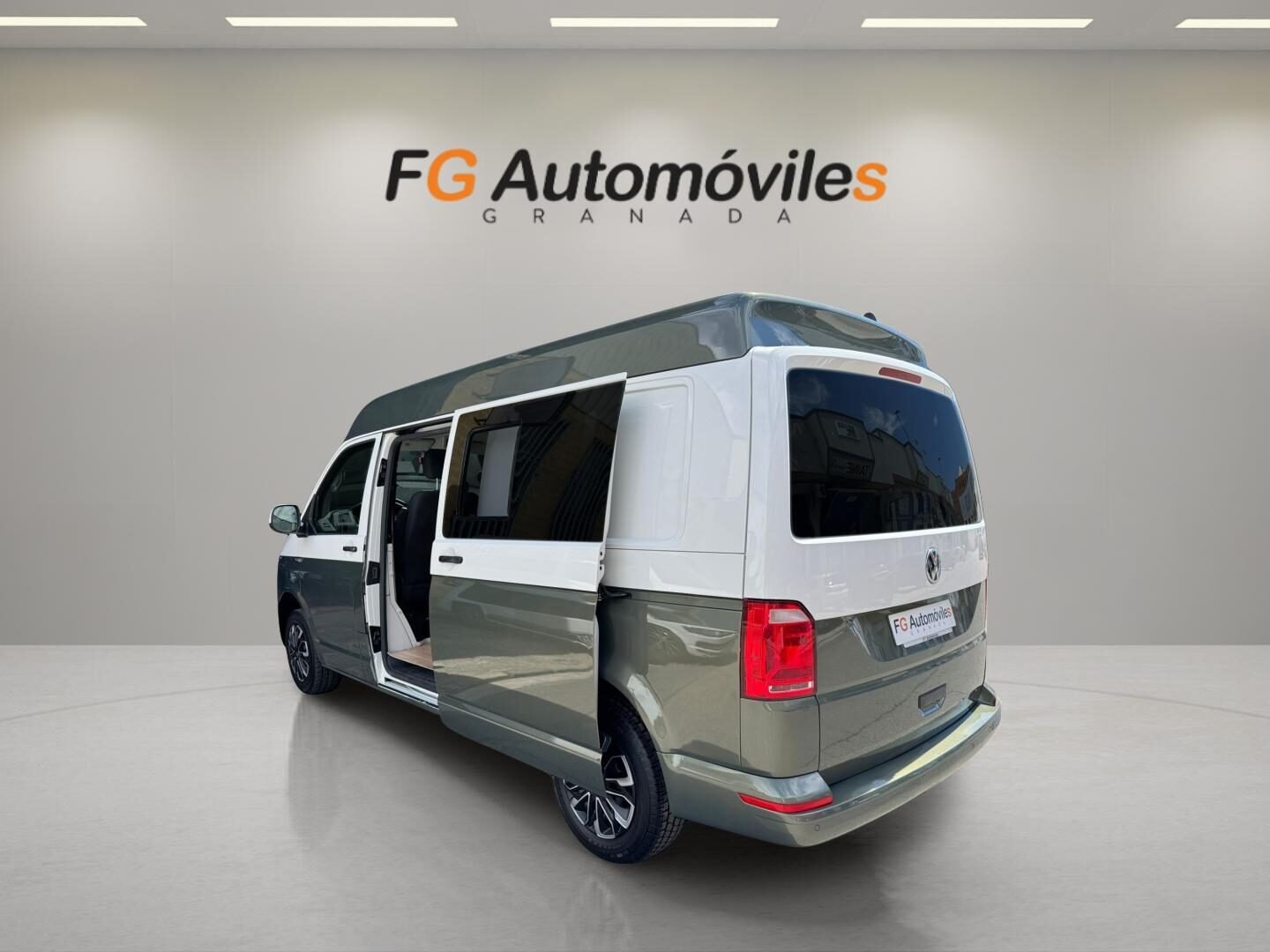 VOLKSWAGEN TRANSPORTER T6 L2H2 2.0 TDI 102 CV