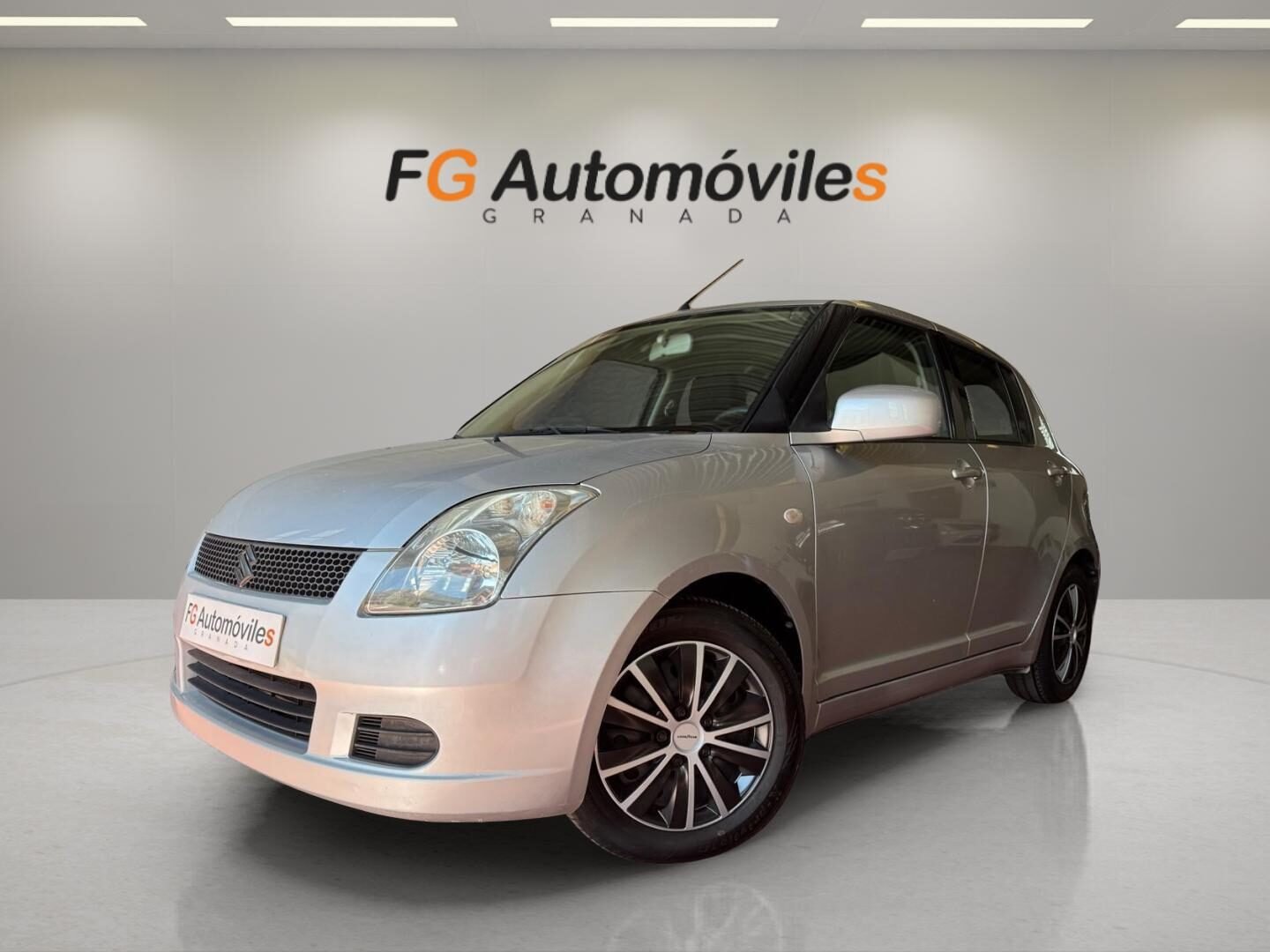 SUZUKI SWIFT 1.3i 90 CV