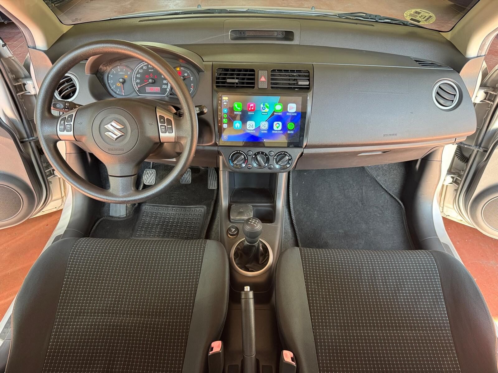 SUZUKI SWIFT 1.3i 90 CV