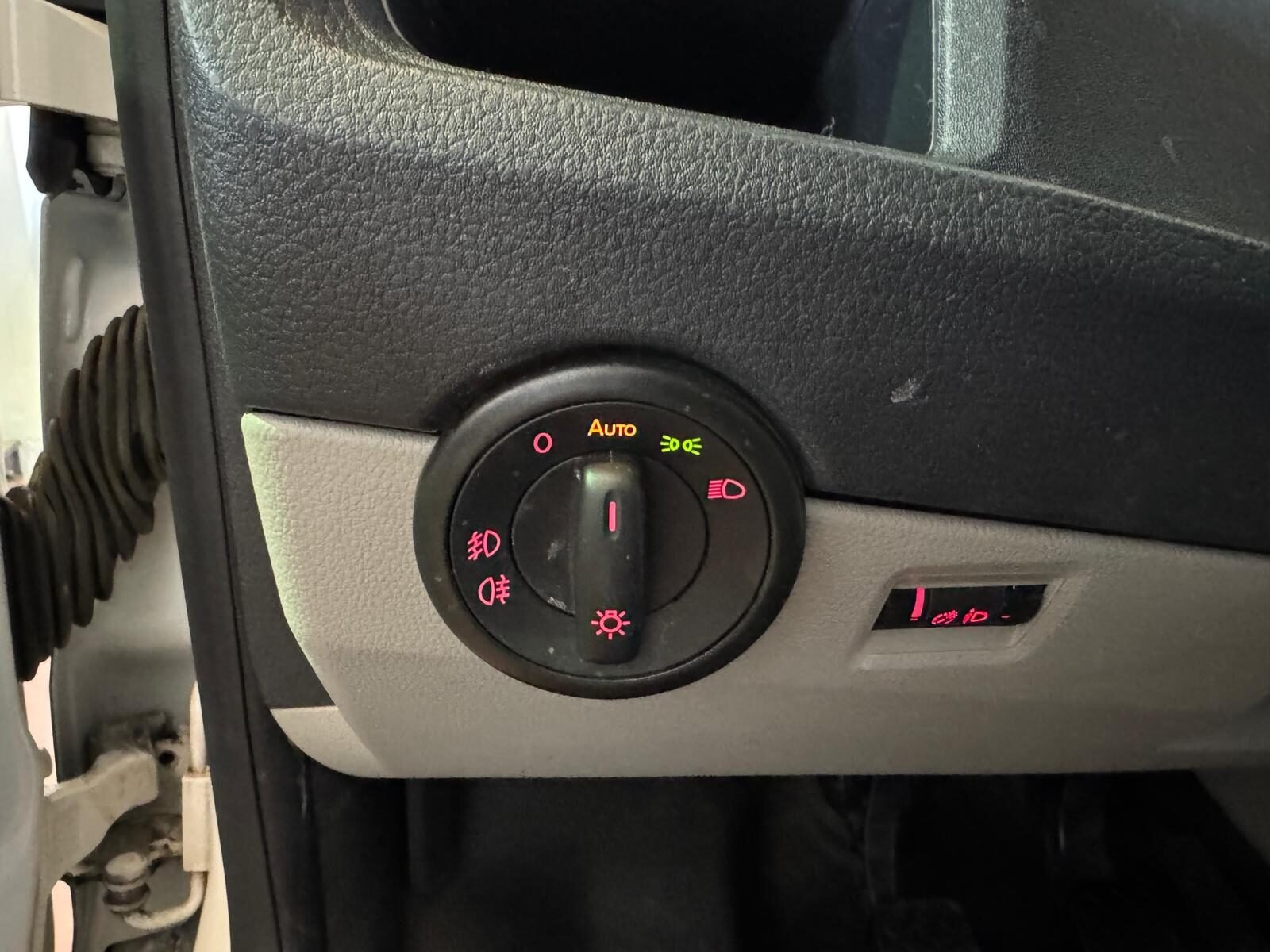 VOLKSWAGEN TRANSPORTER T6 L2H2 2.0 TDI 102 CV