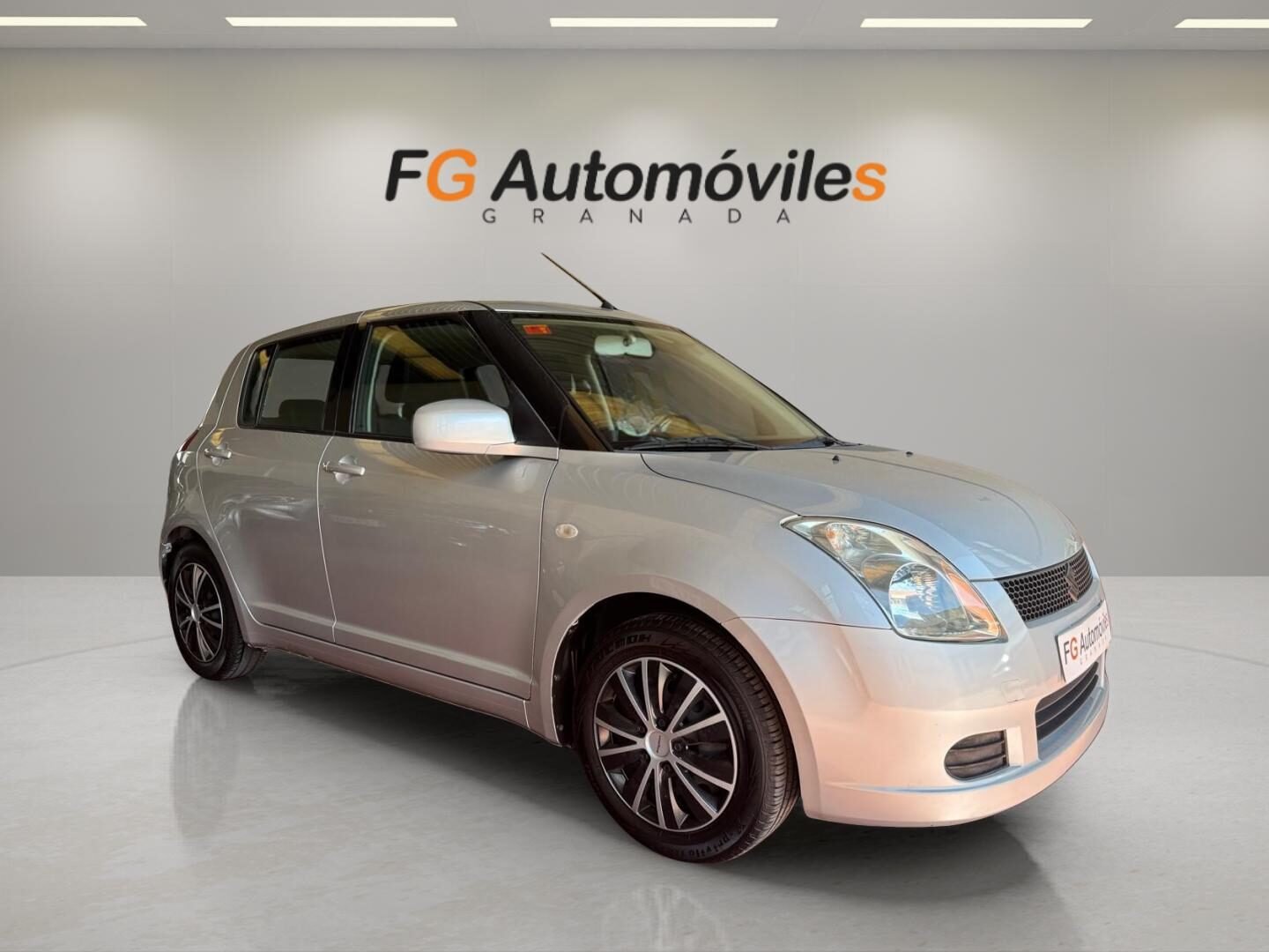 SUZUKI SWIFT 1.3i 90 CV