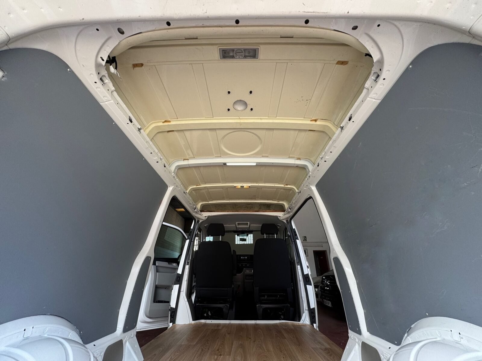 VOLKSWAGEN TRANSPORTER T6 L2H2 2.0 TDI 102 CV