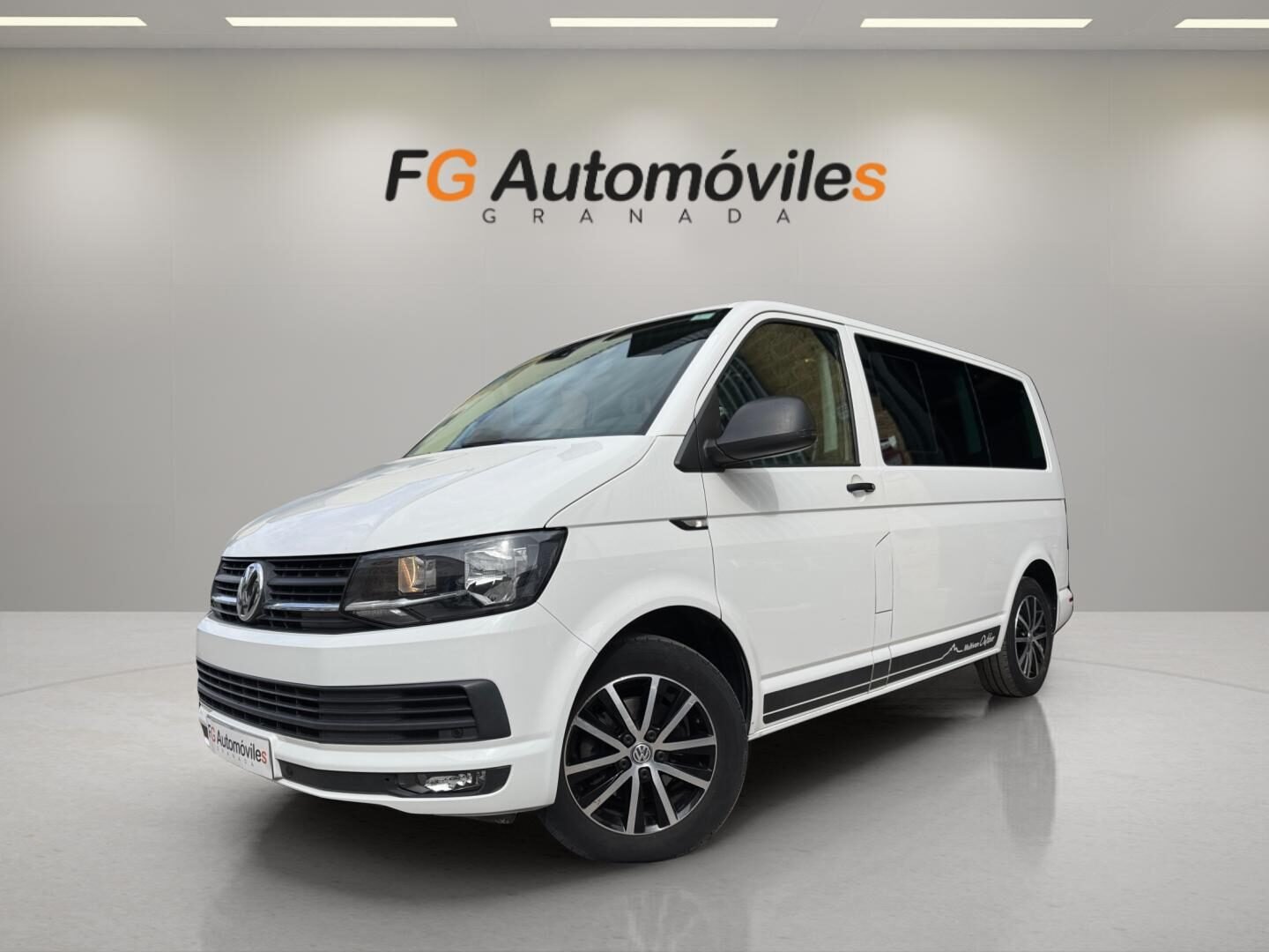 VOLKSWAGEN MULTIVAN OUTDOOR 7 PLAZAS 2.0 TDI 150 CV 