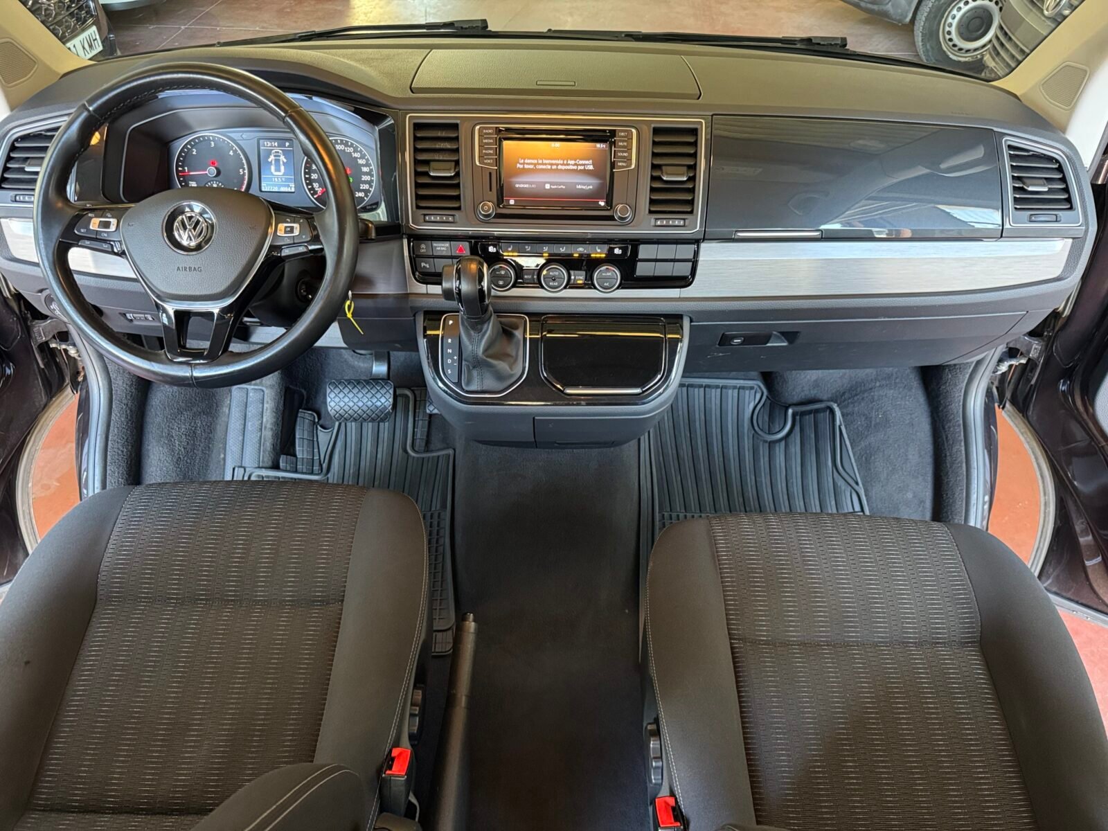 VOLKSWAGEN MULTIVAN COMFORTLINE 7 PLAZAS 2.0 TDI 150 CV DSG7
