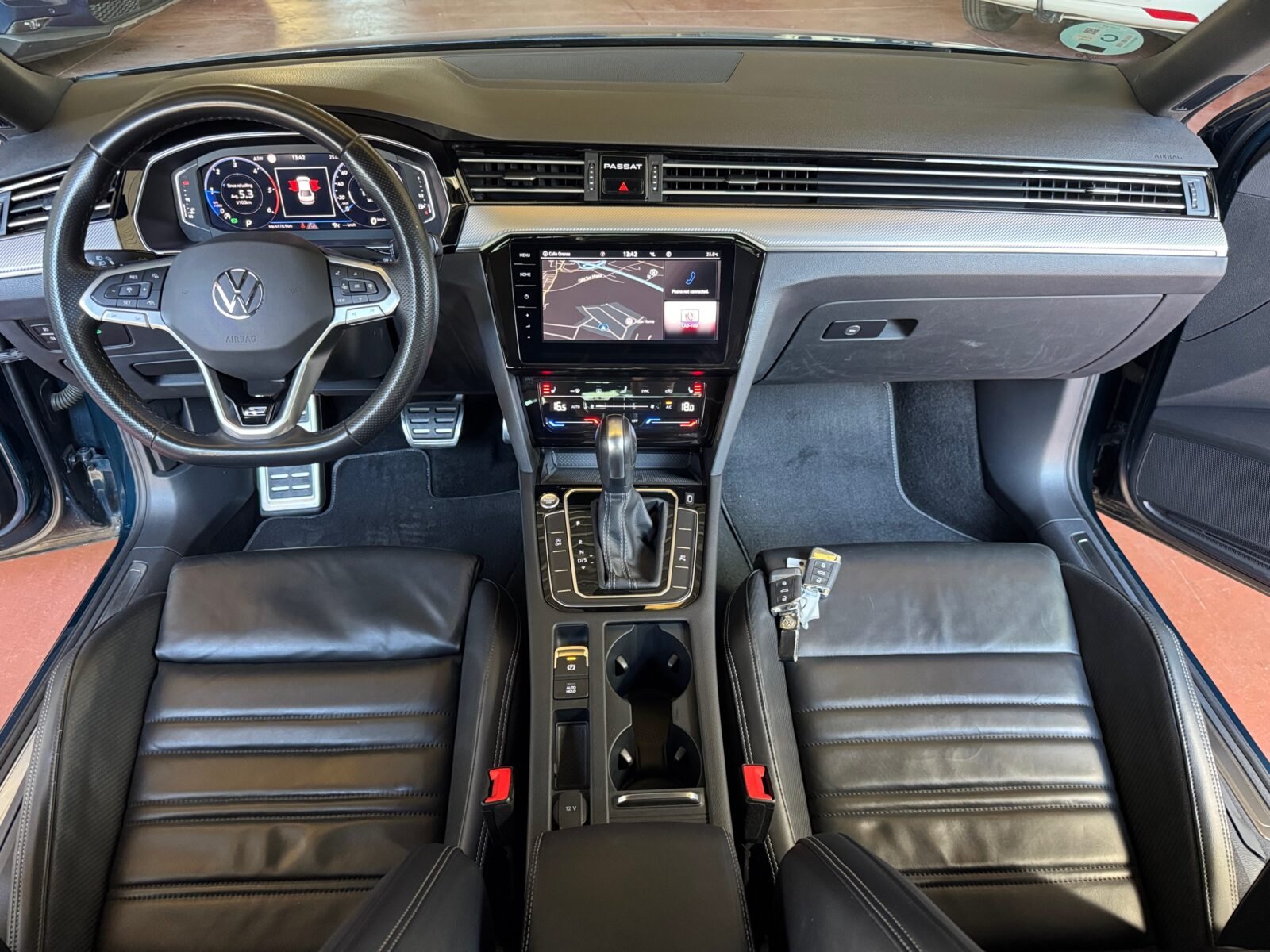 VOLKSWAGEN Passat R-LINE 2.0 TDI 150 CV DSG7