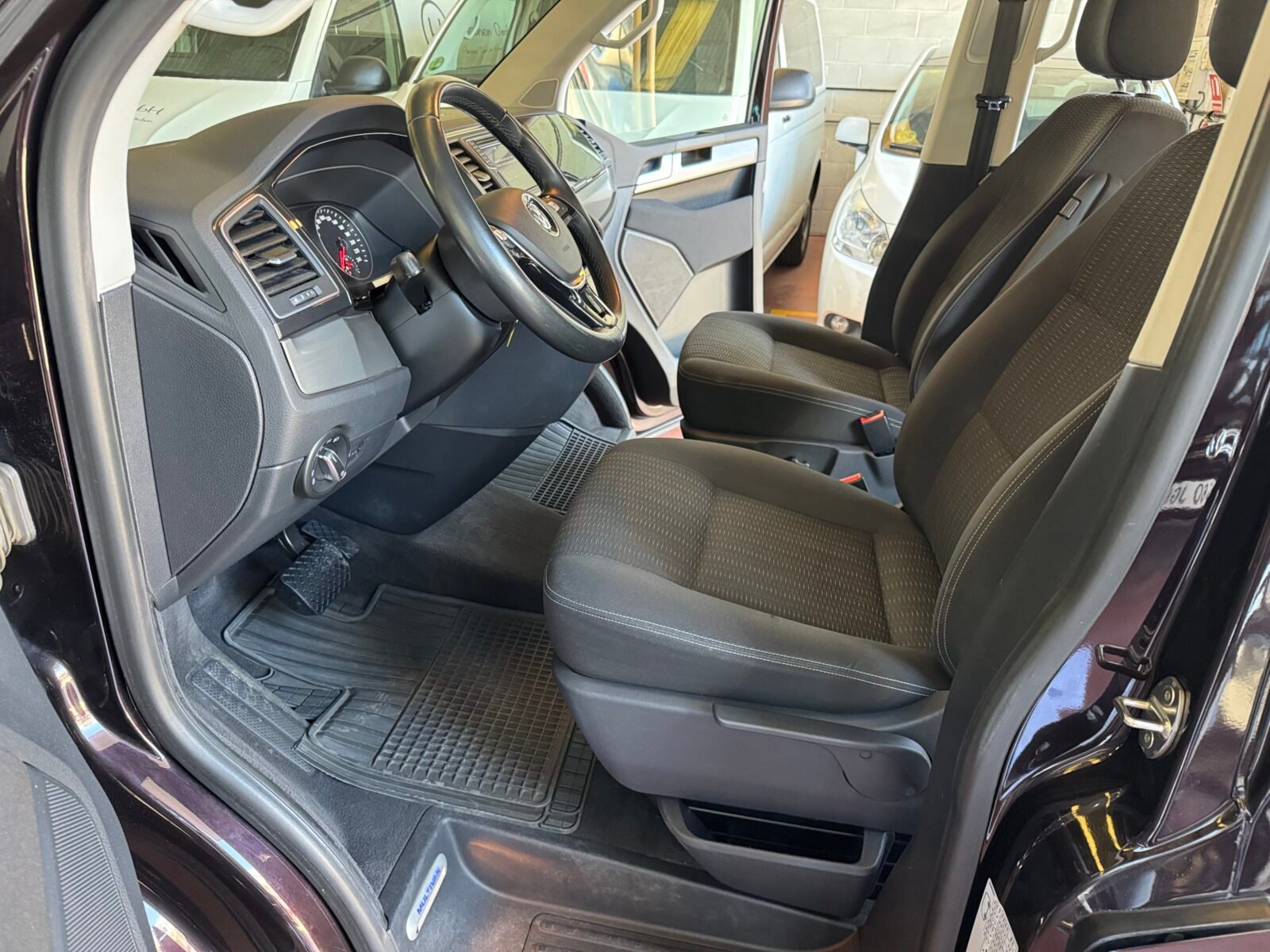 VOLKSWAGEN MULTIVAN COMFORTLINE 7 PLAZAS 2.0 TDI 150 CV DSG7