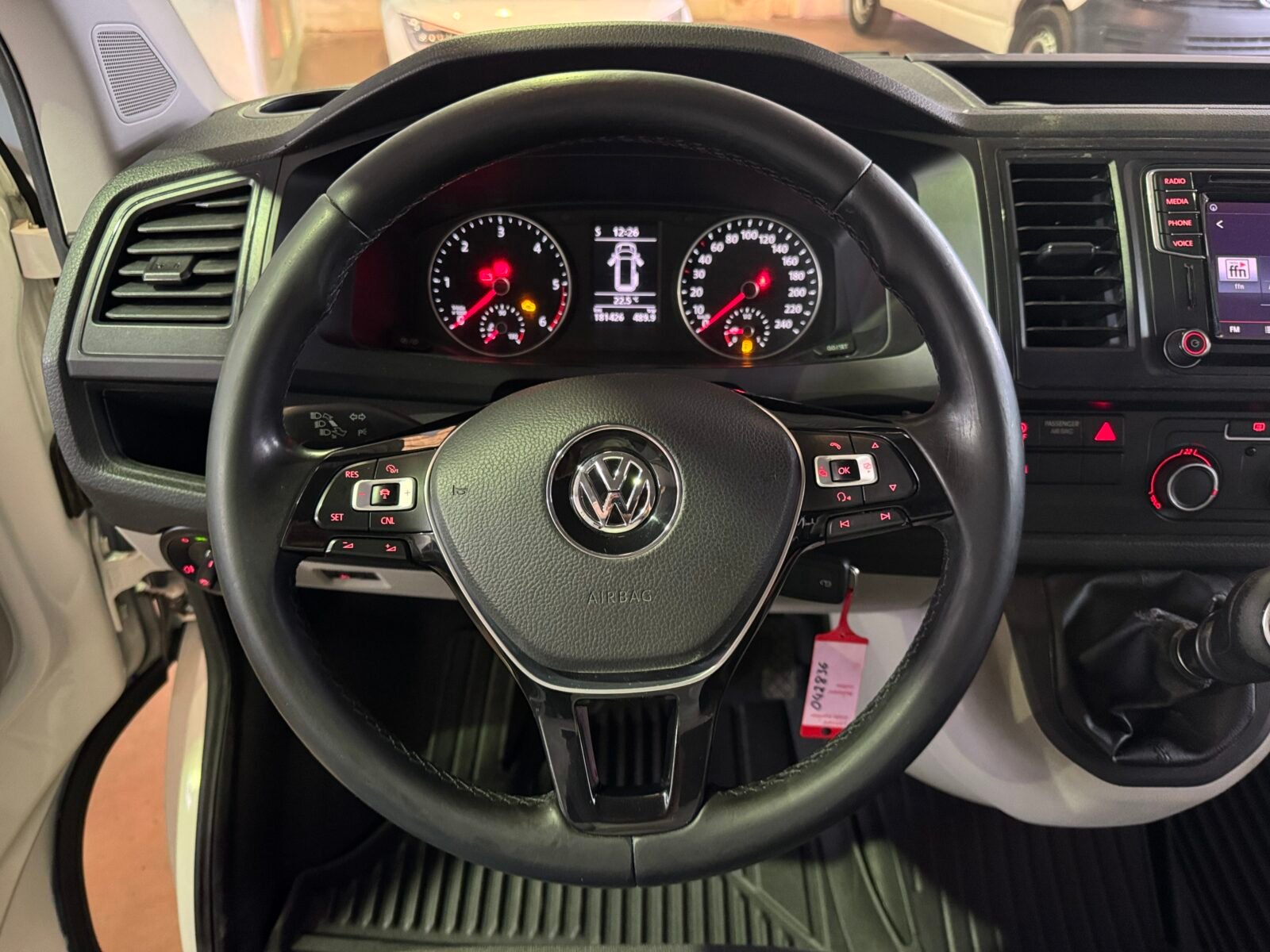 VOLKSWAGEN TRANSPORTER T6 CAJA LARGA 2.0 TDI 102 CV