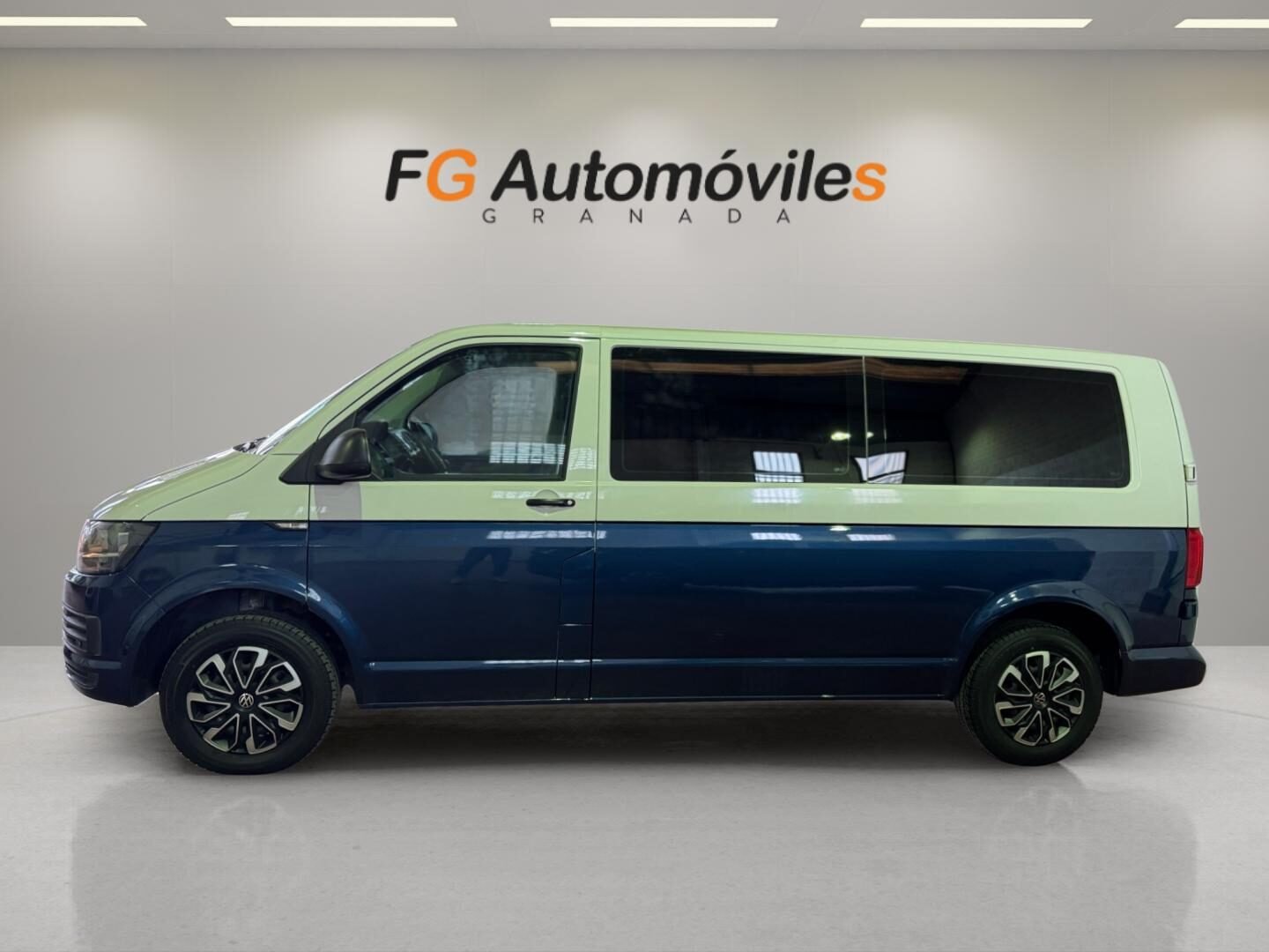 VOLKSWAGEN TRANSPORTER T6 CAJA LARGA 2.0 TDI 102 CV