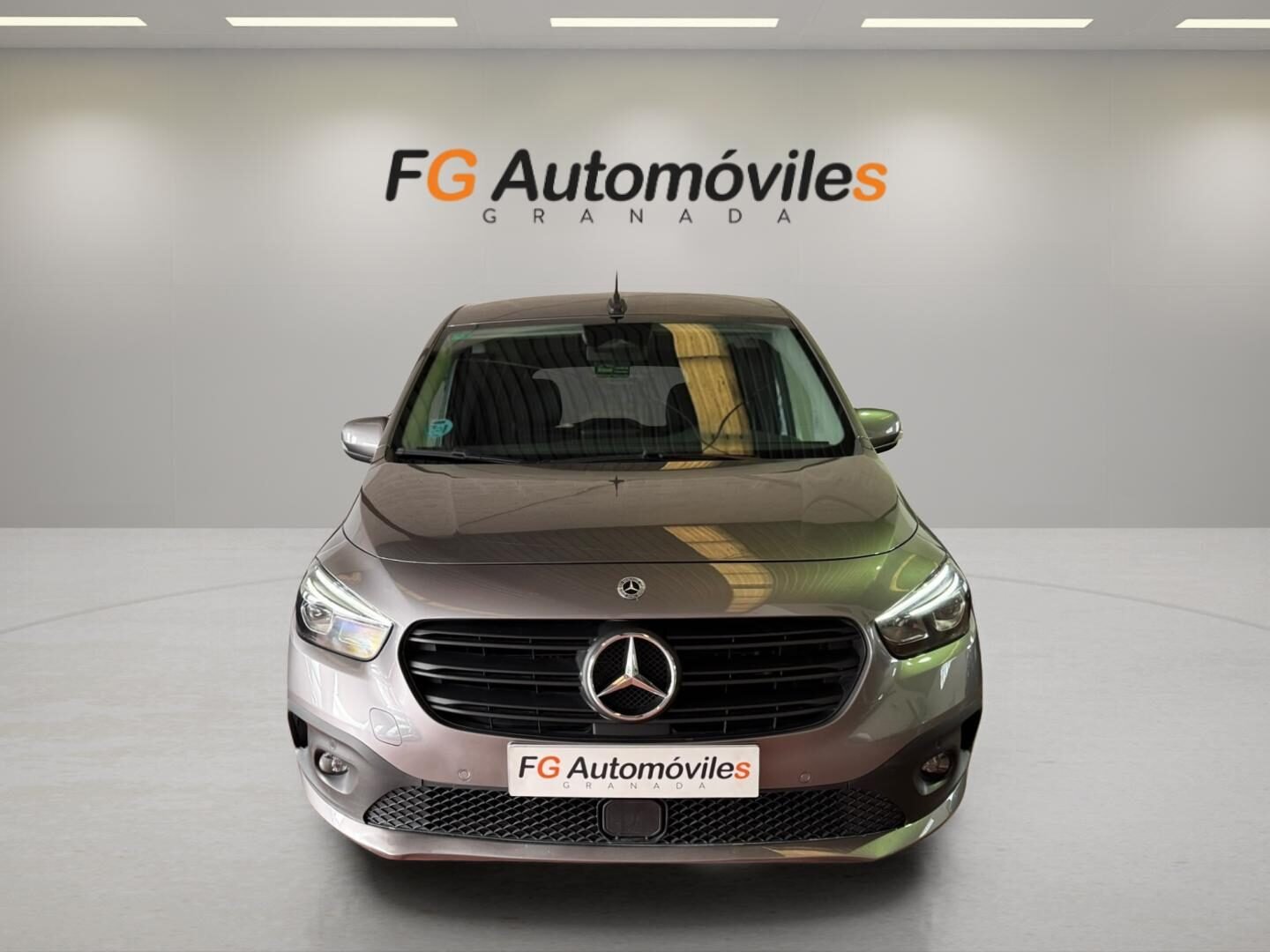 MERCEDES-BENZ CITAN TOURER LARGA 110 CDI