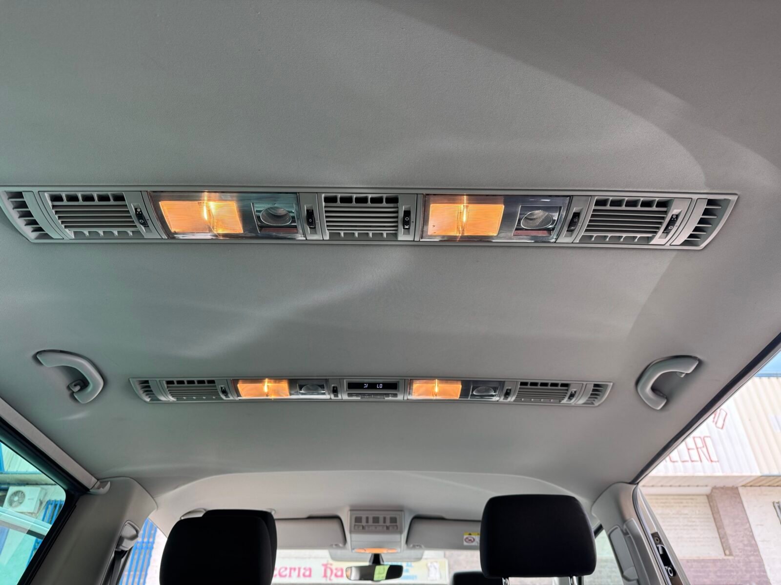 VOLKSWAGEN MULTIVAN OUTDOOR 7 PLAZAS 2.0 TDI 150 CV 