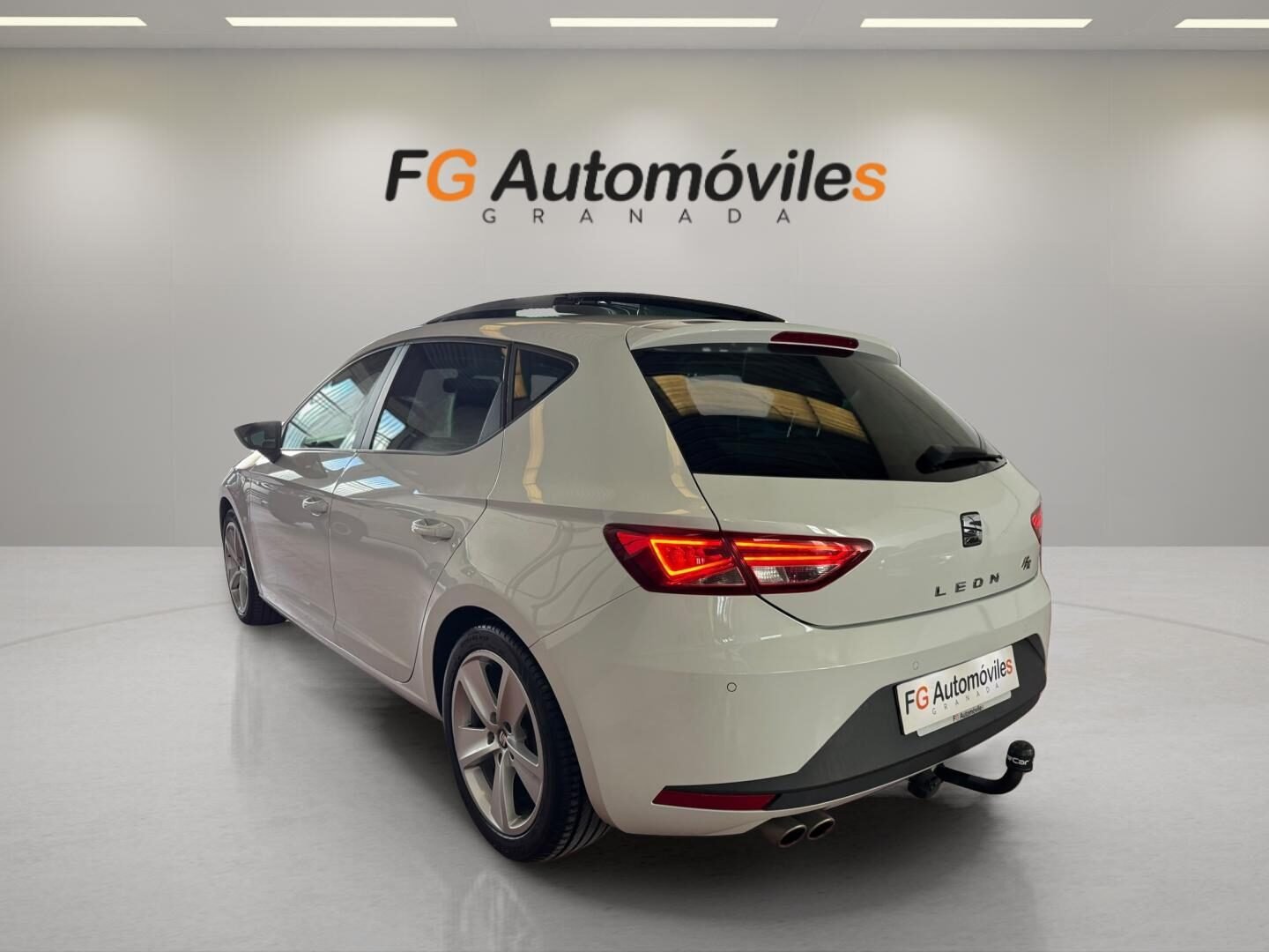 SEAT LEON FR 2.0 TDI 185 CV
