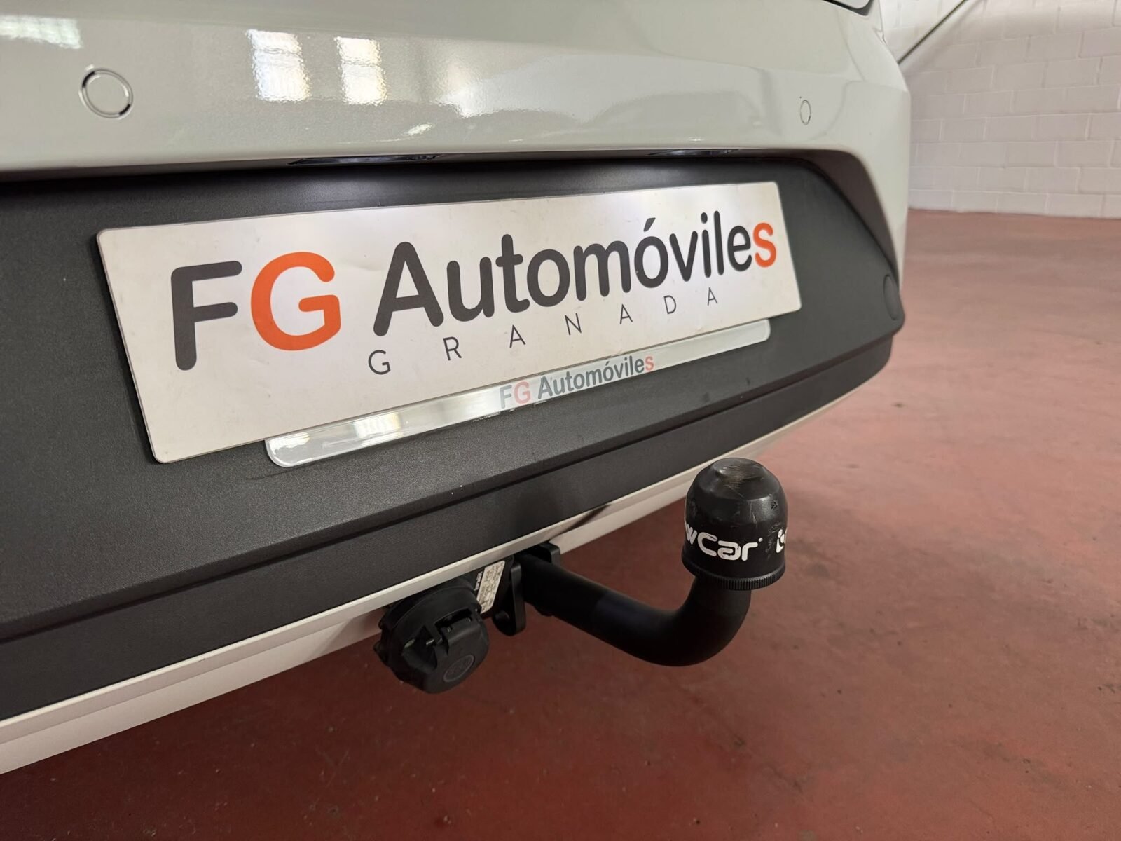 SEAT LEON FR 2.0 TDI 185 CV