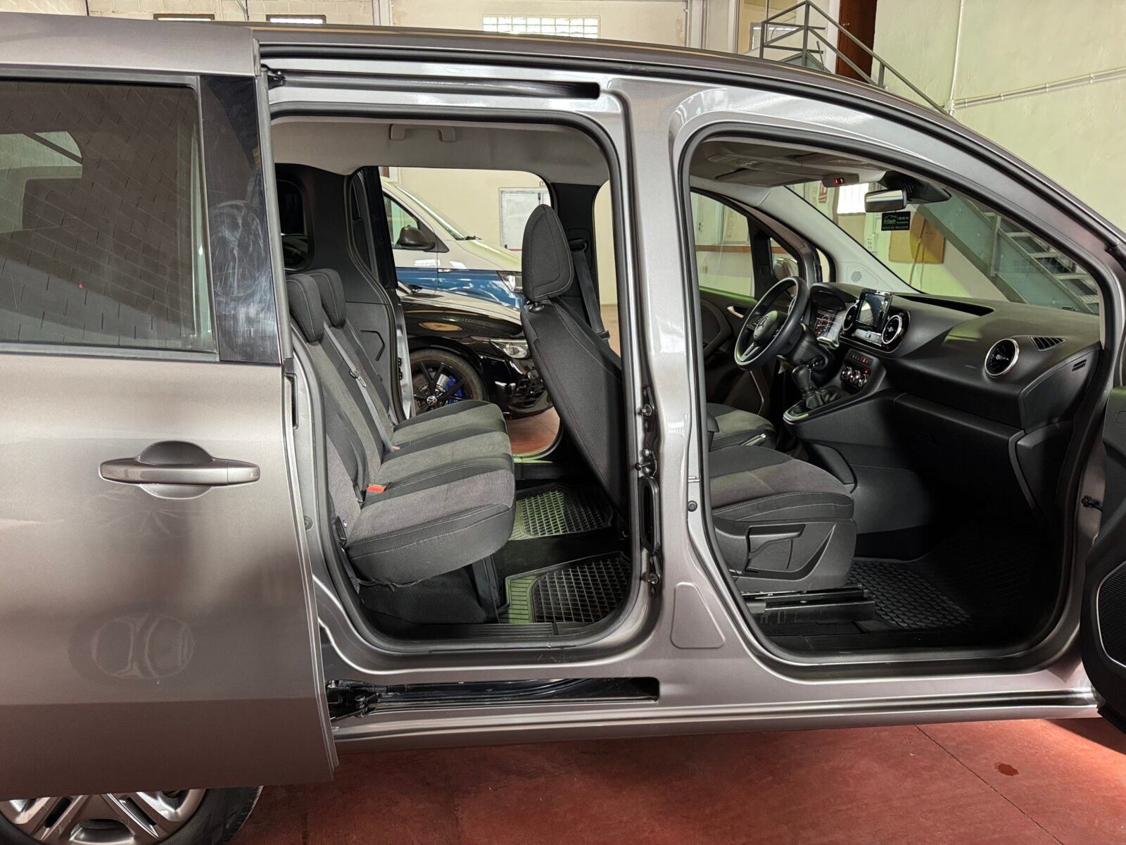 MERCEDES-BENZ CITAN TOURER LARGA 110 CDI